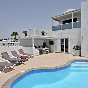 villa-zonzamas.in-canary-islands.com/